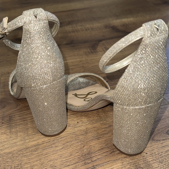 Sam Edelman Women's Glittering Gold Heels - Picture 5 of 6